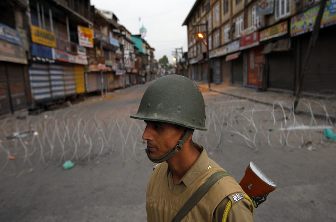 kashmir soldier
