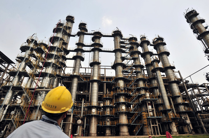 Chinese oil factory