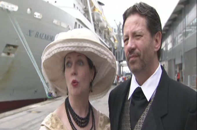 Relatives of Titanic disaster mark 100 years