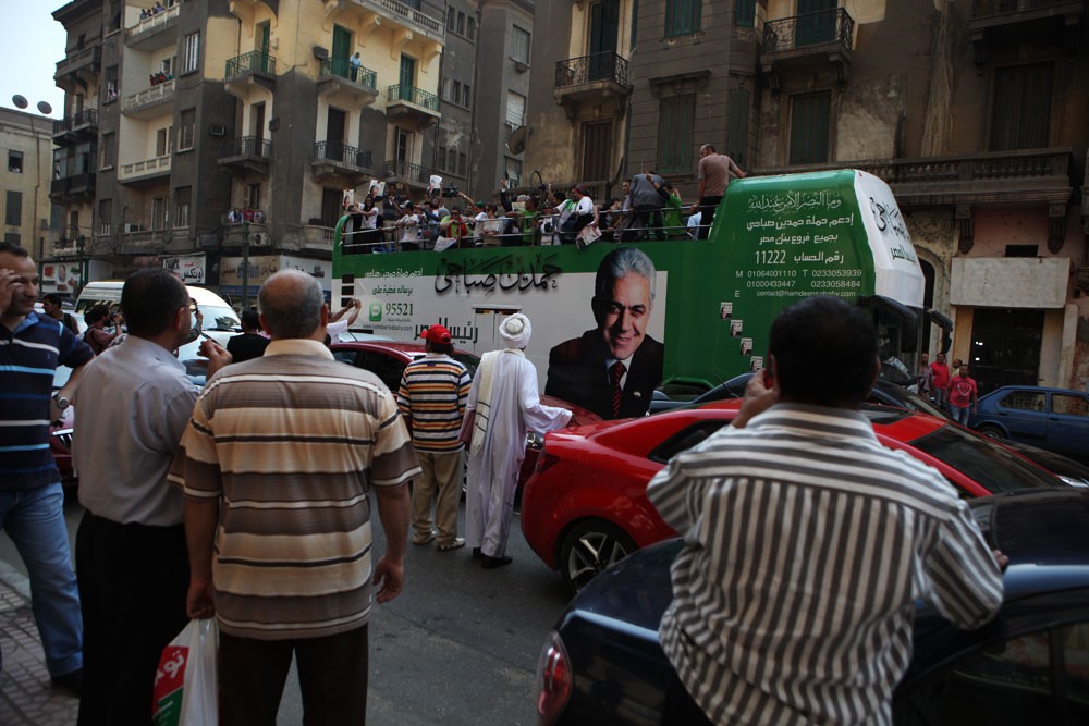 Hamdeen Sabahi campaigns in Cairo
