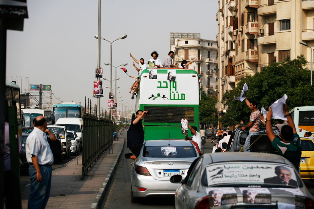 Hamdeen Sabahi campaigns in Cairo