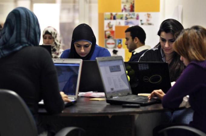 To match Mideast Money ARAB-BUSINESS/SPRING