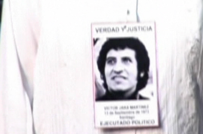 Singer Victor Jara.