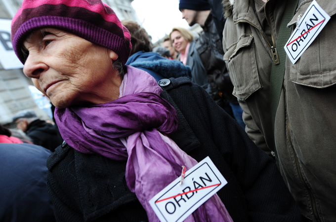 People & Power - Hungary: Towards the Abyss