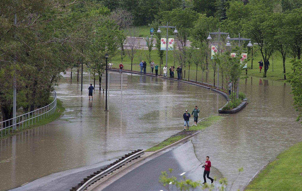 Severe floods force mandatory evacuations