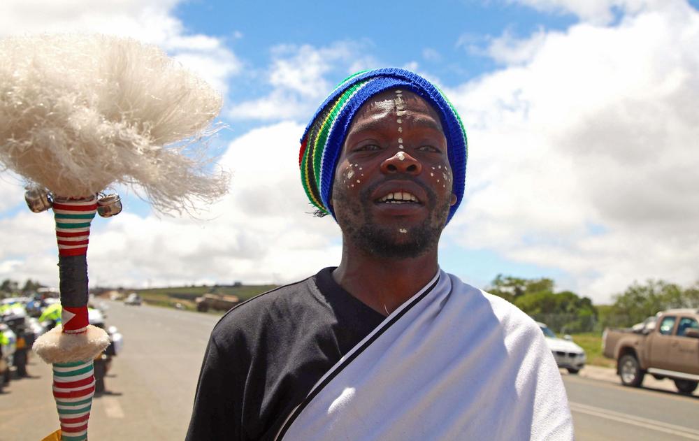 <p>Dancers in traditional dress celebrate Nelson Mandela(***)s life outside his home in Qunu, a tiny village in South Africa(***)s Eastern Cape.</p>