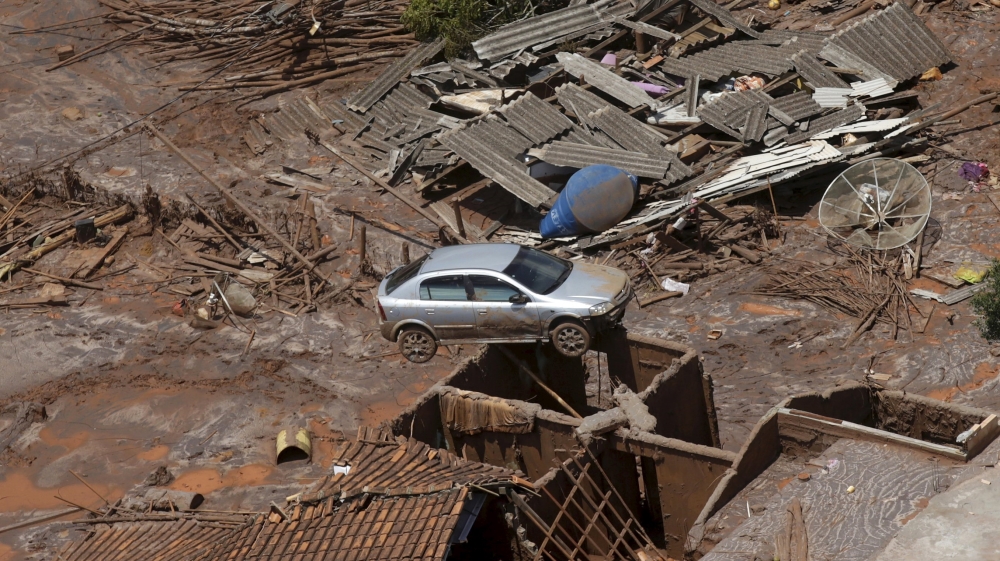  Authorities are struggling to find 15 people still missing more than two weeks after the disaster [Ricardo Moraes/Reuters]