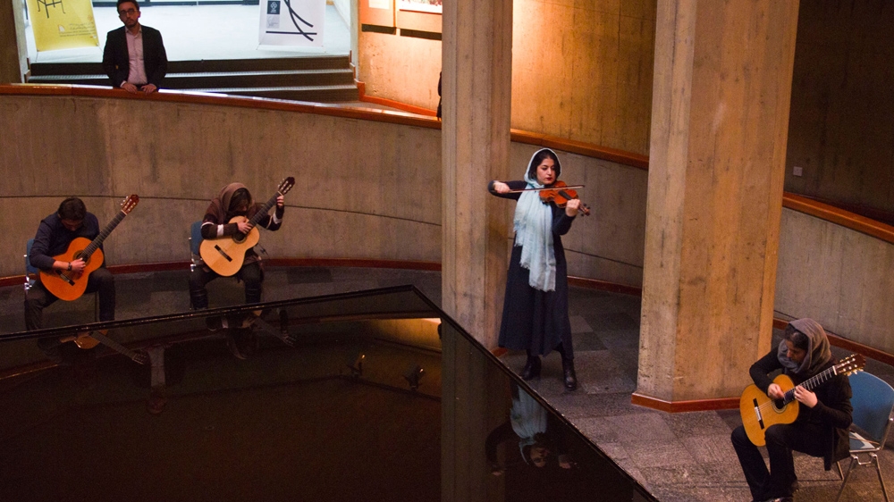 Iranian Female Duo