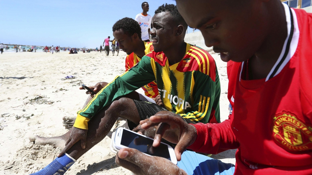 Young Somalis want to show the positive side of Somalia to the world [Feisal Omar/Reuters]  