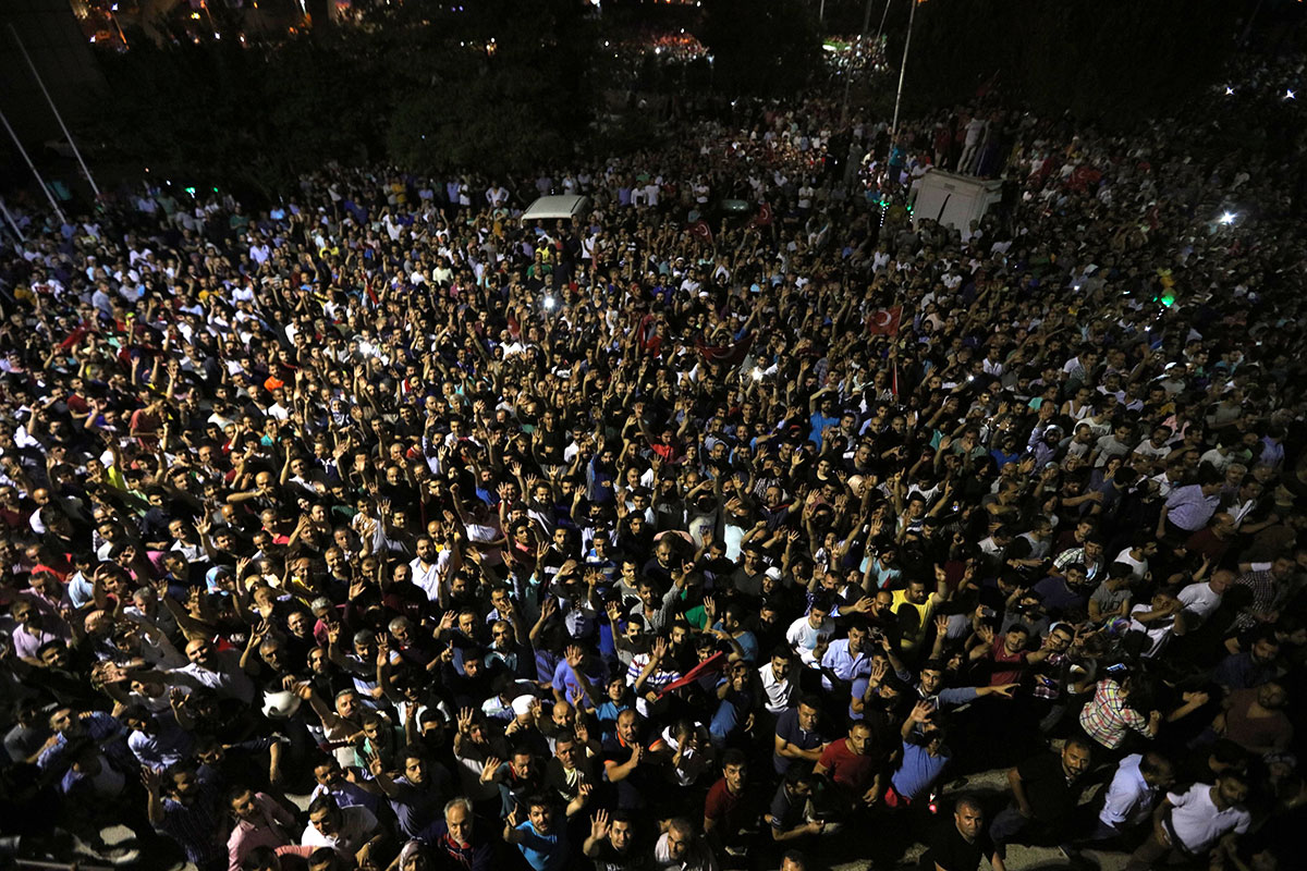 Military attempts coup in Turkey