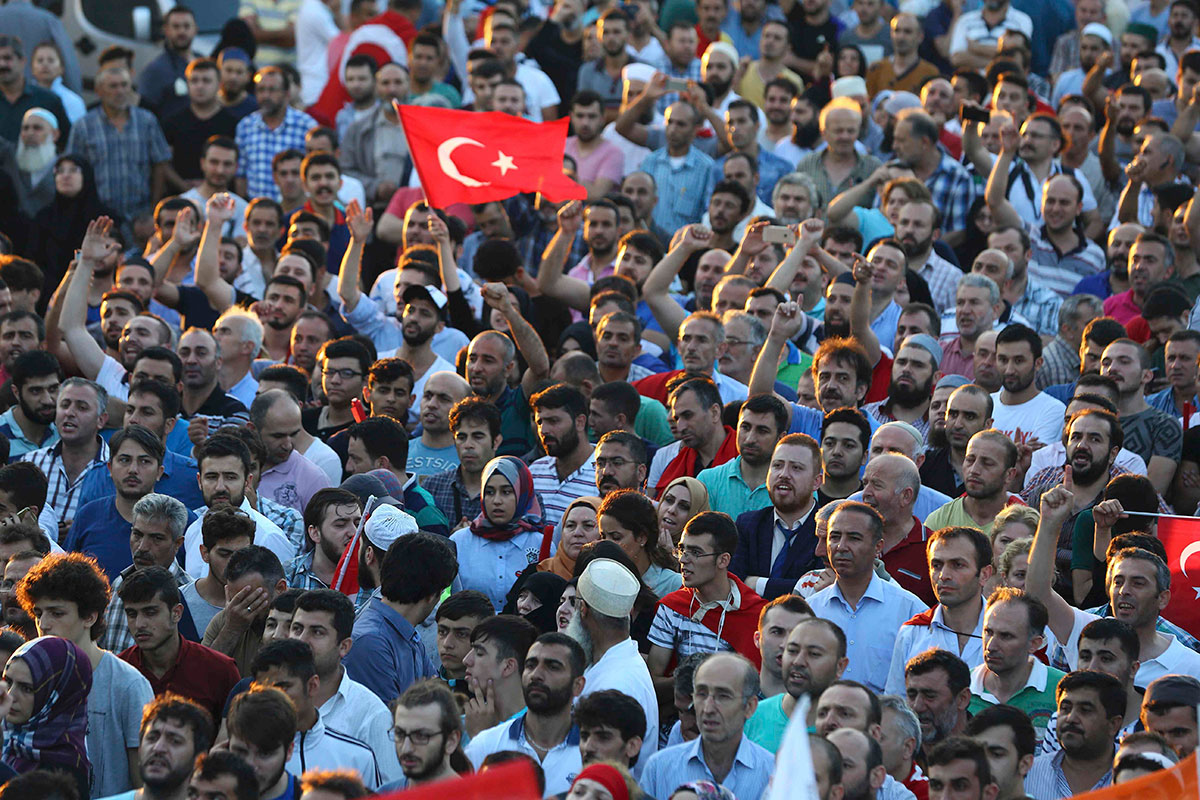 Military attempts coup in Turkey