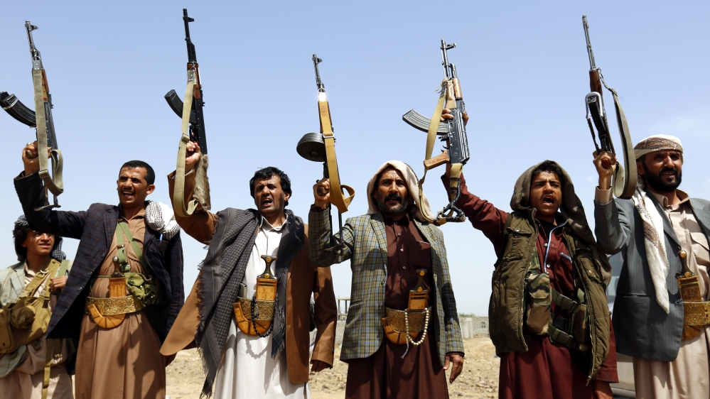 Houthi fighters on the outskirts of Sanaa