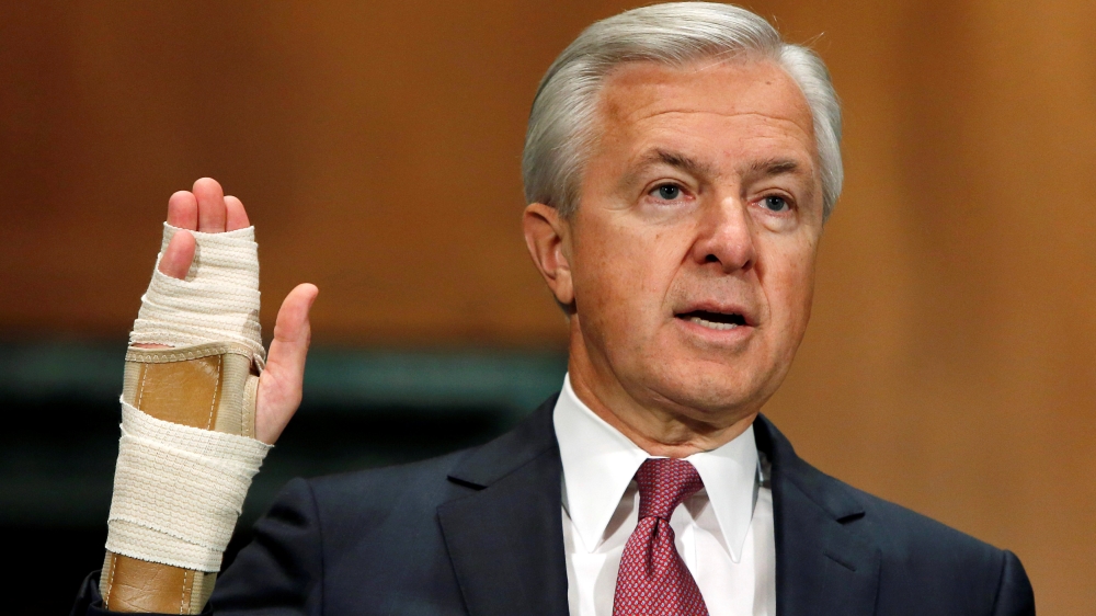 Wells Fargo CEO Stumpf testifies before Senate Banking Committee hearing on firm''s sales practices on Capitol Hill in Washington