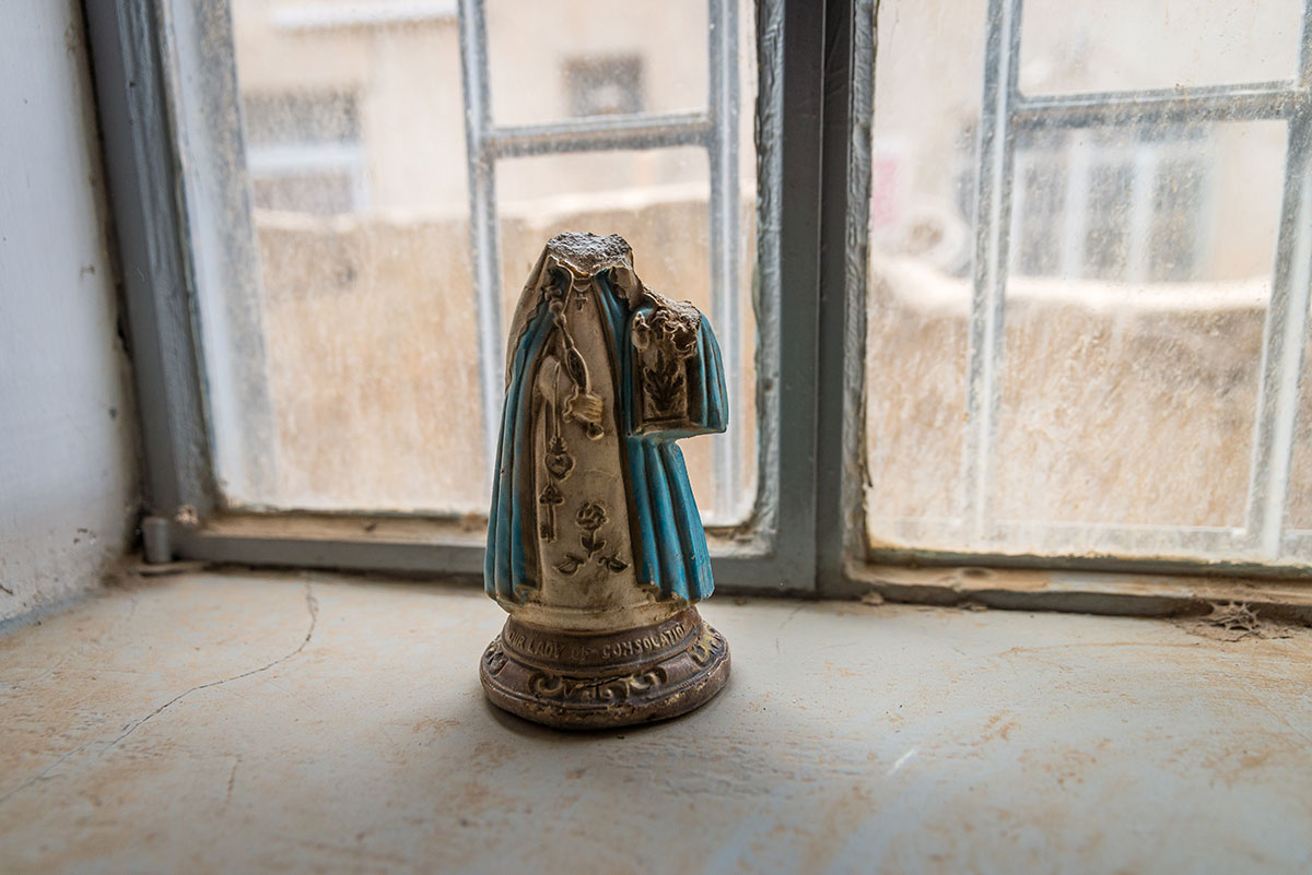 Iraqi Christian Family / Please DO Not Use