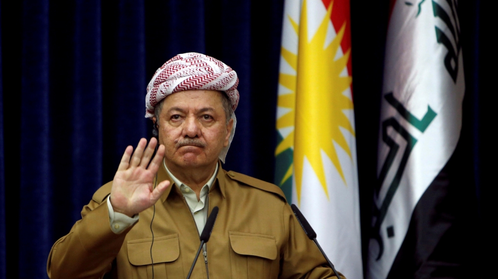 FILE PHOTO: Iraq''s Kurdistan region''s President Massoud Barzani gestures during a joint news conference with German Foreign Minister Sigmar Gabriel in Erbil
