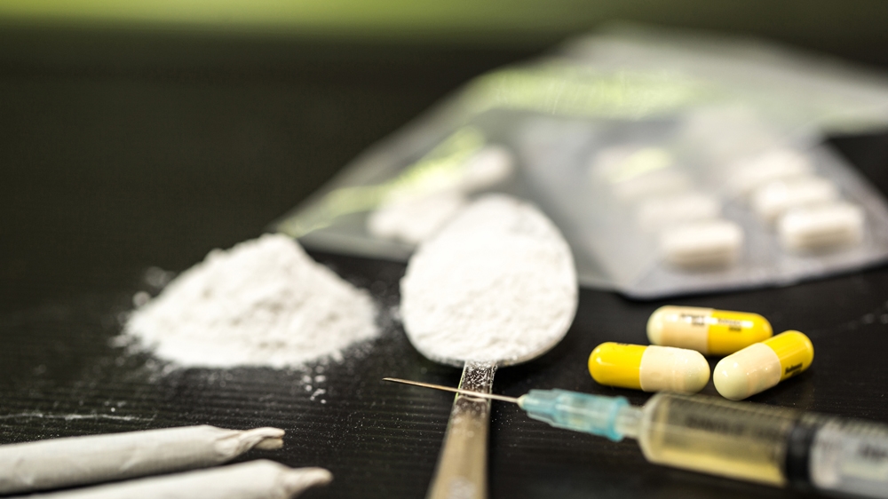 Heroin and drugs