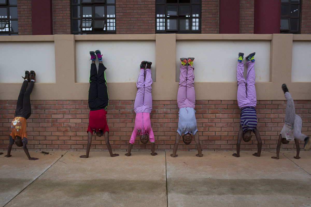 Orphans in Swaziland and Lesotho learning Mandarin, Buddhism and Kung Fu