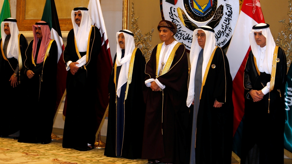 Al-Jubeir, Al Khalifa, bin Mahmood, Al-Sabah and bin Hamad al-Thani pose for a family photo during the annual summit of GCC