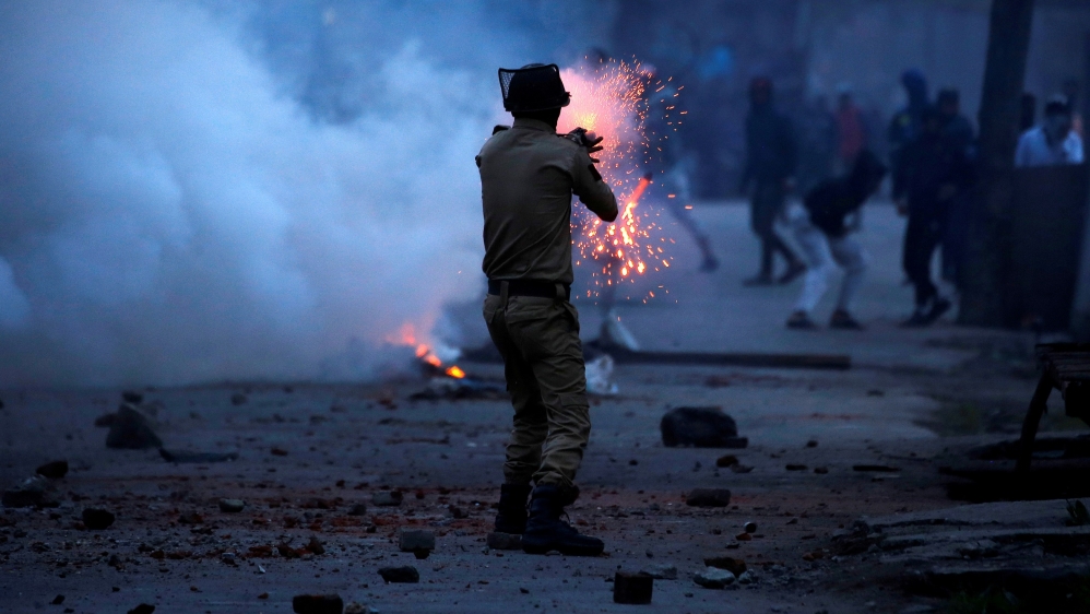 Kashmir police protests REUTERS