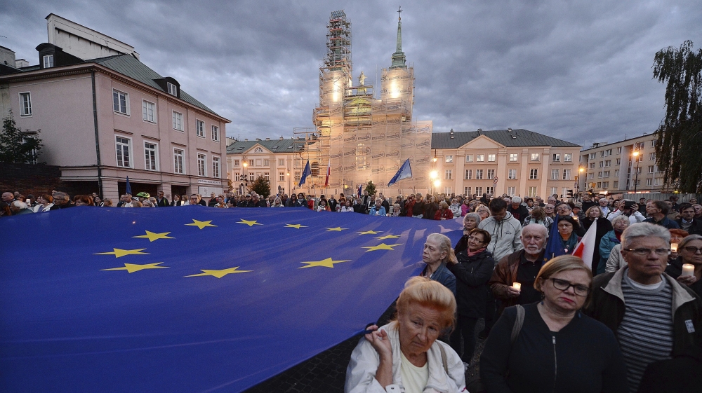 POLAND PROTESTS OVER JUDICIARY