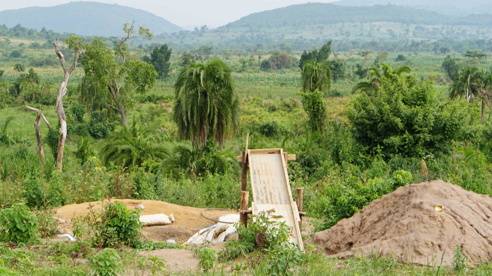 Uganda 2_A small-scale gold processing centre