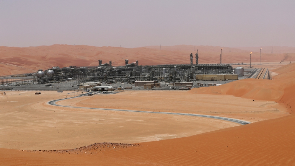 General view of the Natural Gas Liquids (NGL) facility in Saudi Aramco''s Shaybah oilfield at the Empty Quarter
