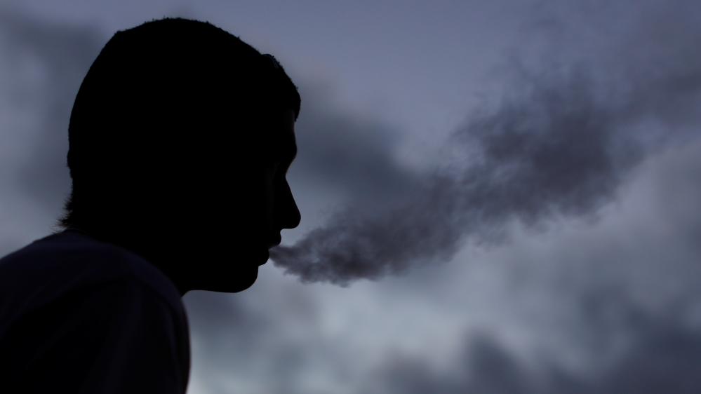 E-cigarette vaping