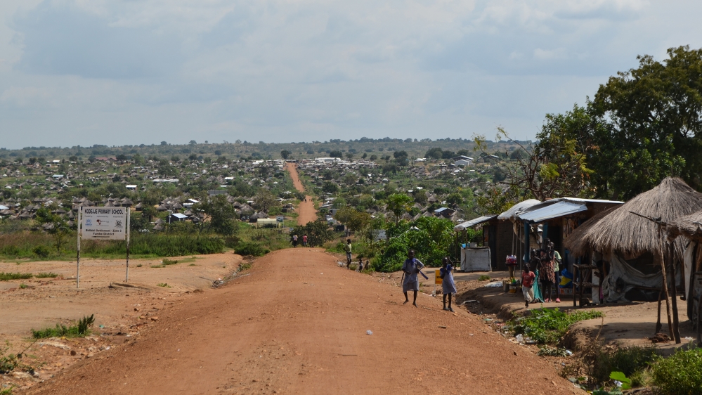 Uganda child refugees