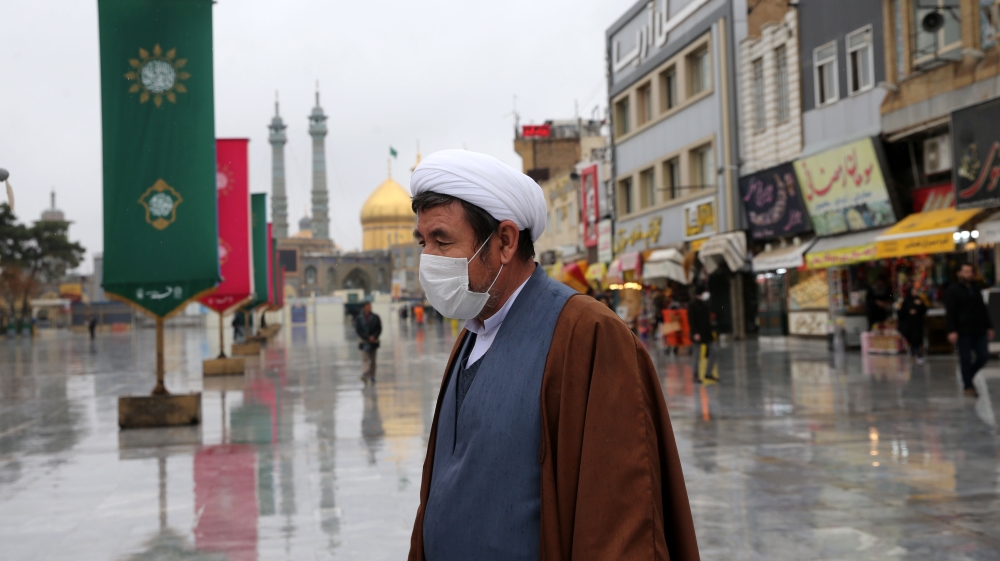 Coronavirus precautions in Iran''s Qom