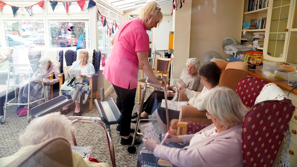 Doctor''s note elderly care home/Getty Images