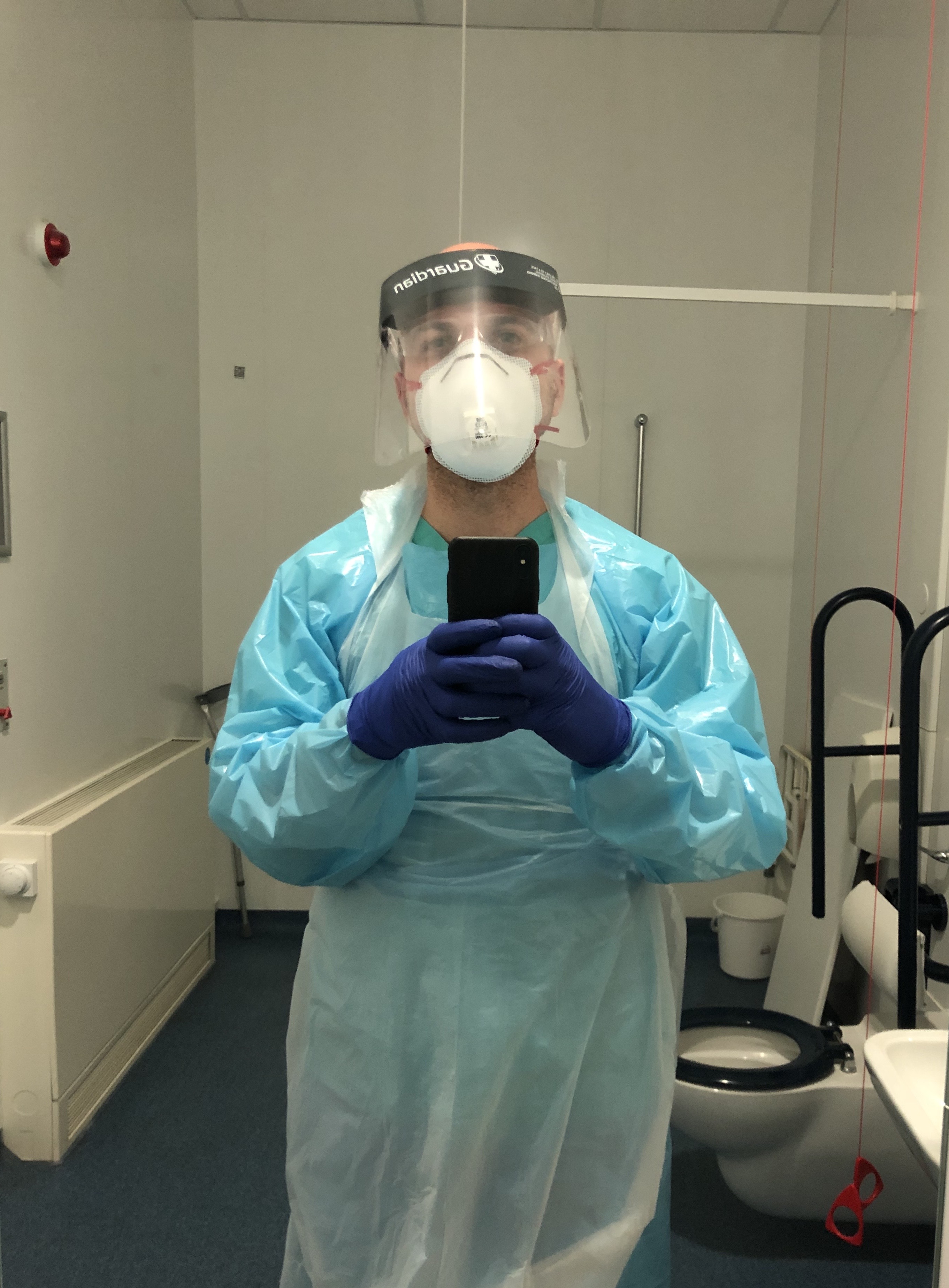 Hassan Akkad, Syrian refugee turned hospital cleaner 