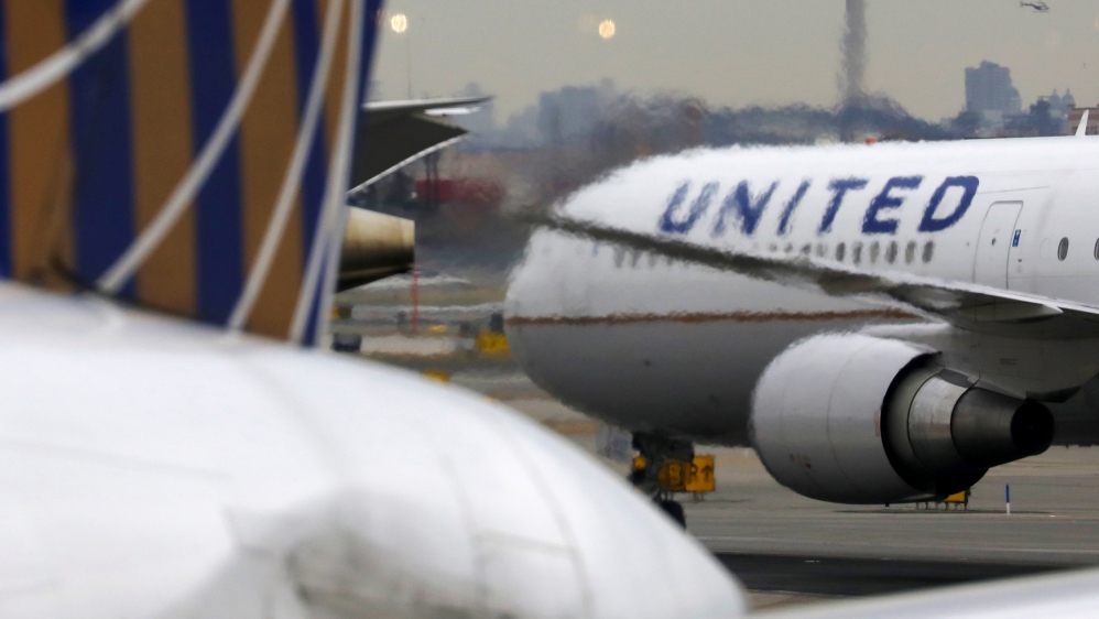 US airlines have warned that tens of thousands of jobs are on the line in October when a US government bailout runs out