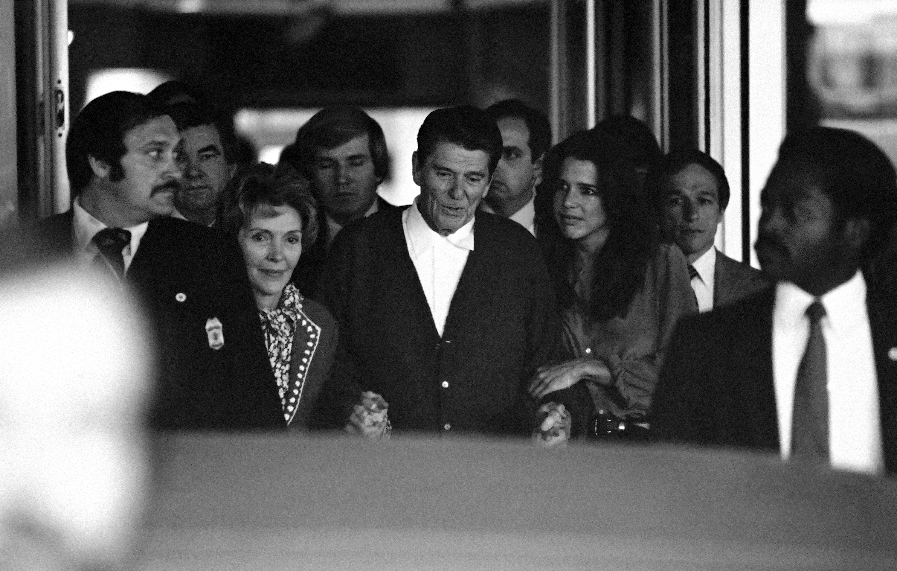 US President Ronald Reagan leaves George Washington University Hospital in Washington, DC, April 11, 1981
