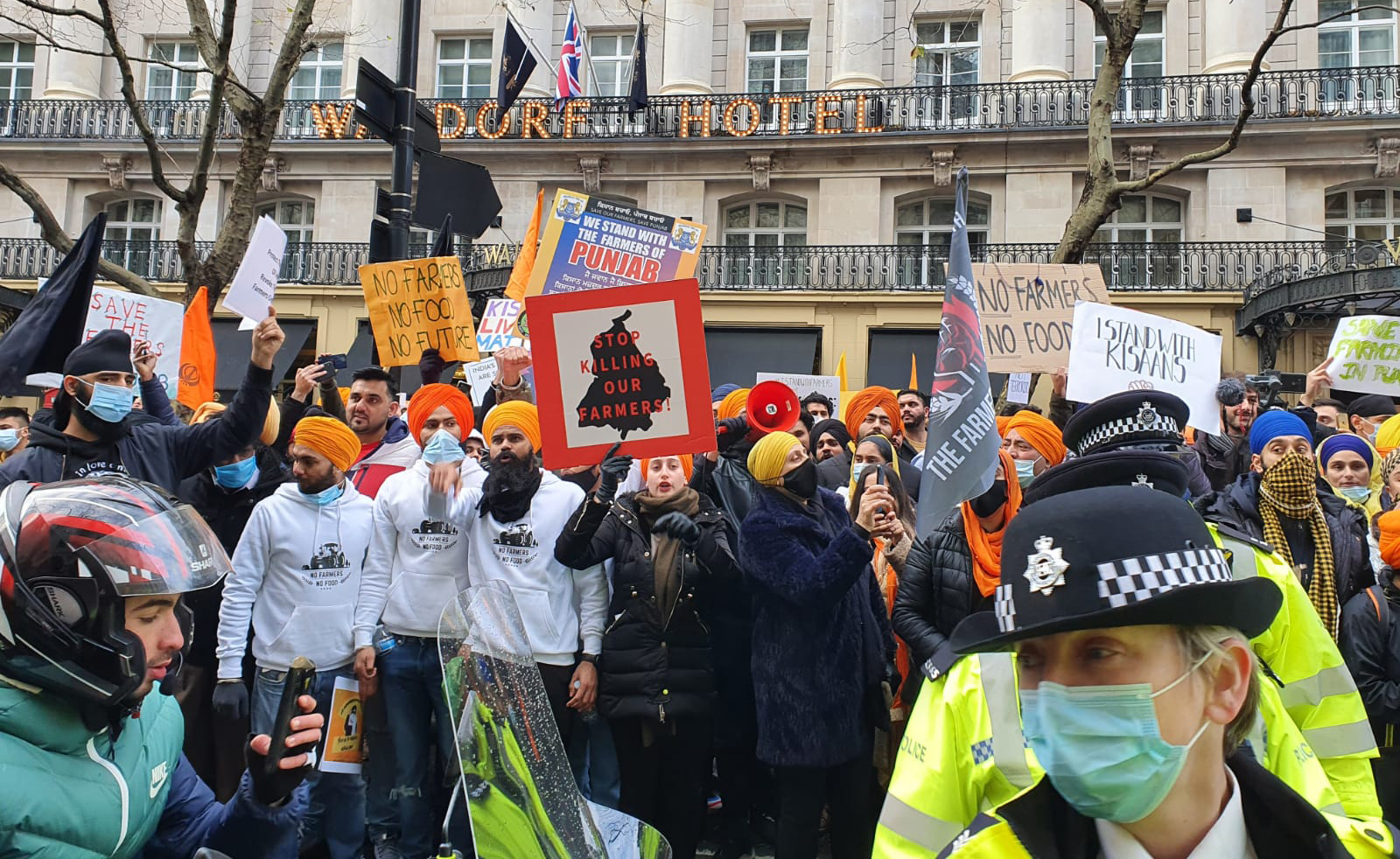 More than 420,000 people in England and Wales identify as Sikh in the UK, the majority of whom have Punjabi origins