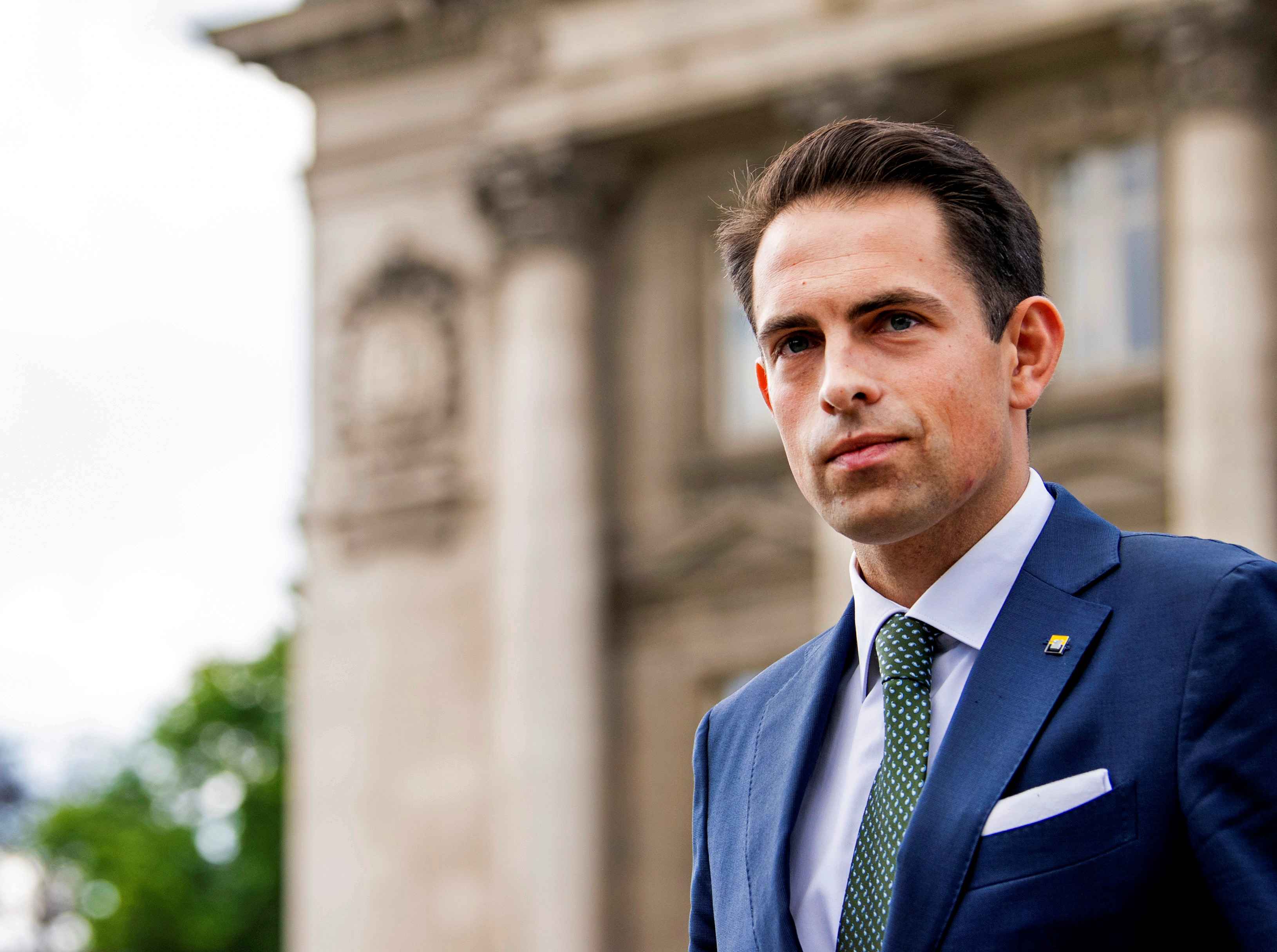 Tom Van Grieken, President of the far right Flemish nationalist party Vlaams Belang leaves after a meeting with Belgium's King Philippe at the Royal Palace in Brussels, Belgium May 29, 2019 [Piroschka van de Wouw/Reuters]