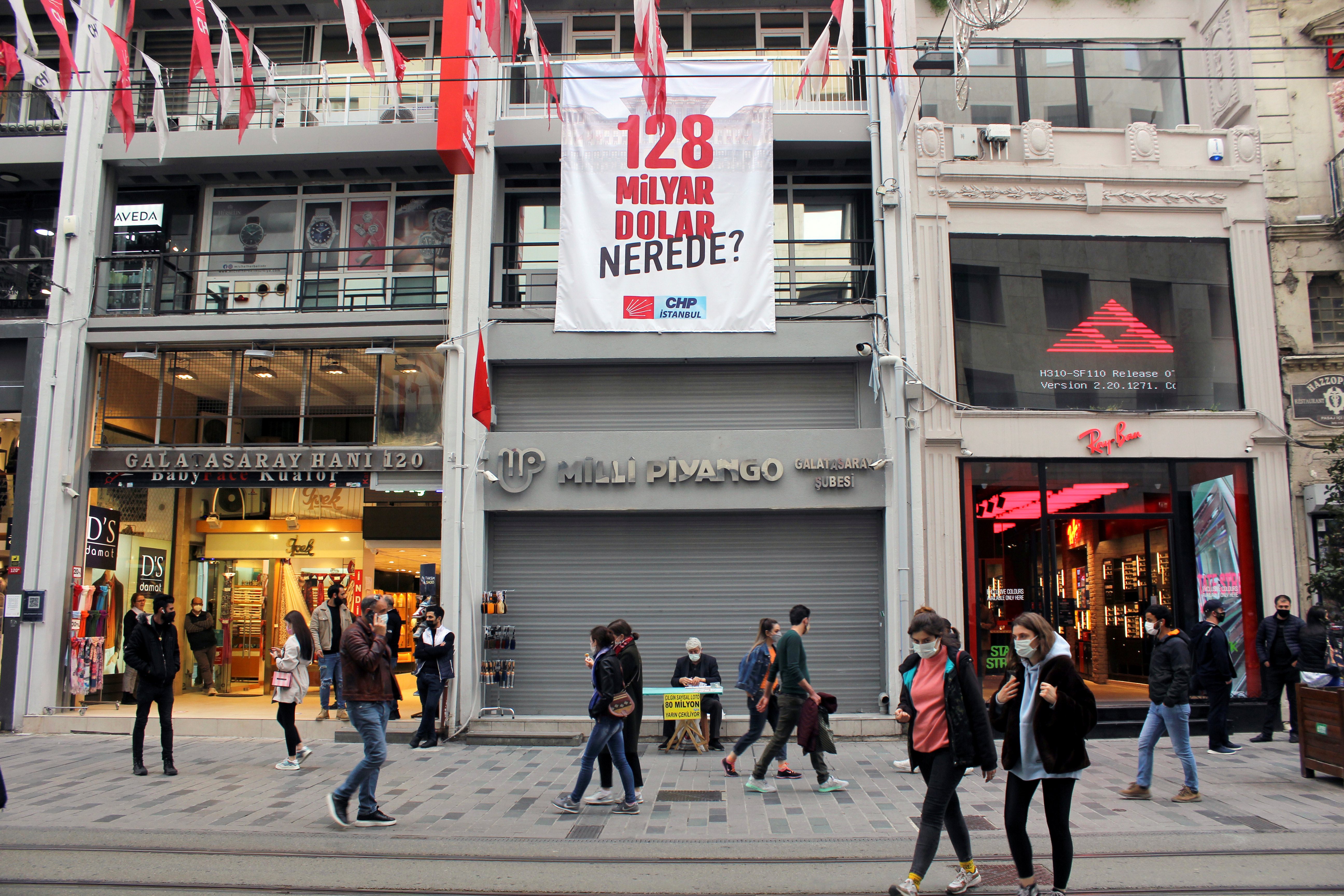 A banner reading ‘Where is the $128 billion?’ – and referring to the sum sold by Turkey’s state banks to support its lira currency in foreign exchange markets – hangs at the Beyoglu district office of main the opposition Republican People’s Party (CHP) in Istanbul, Turkey