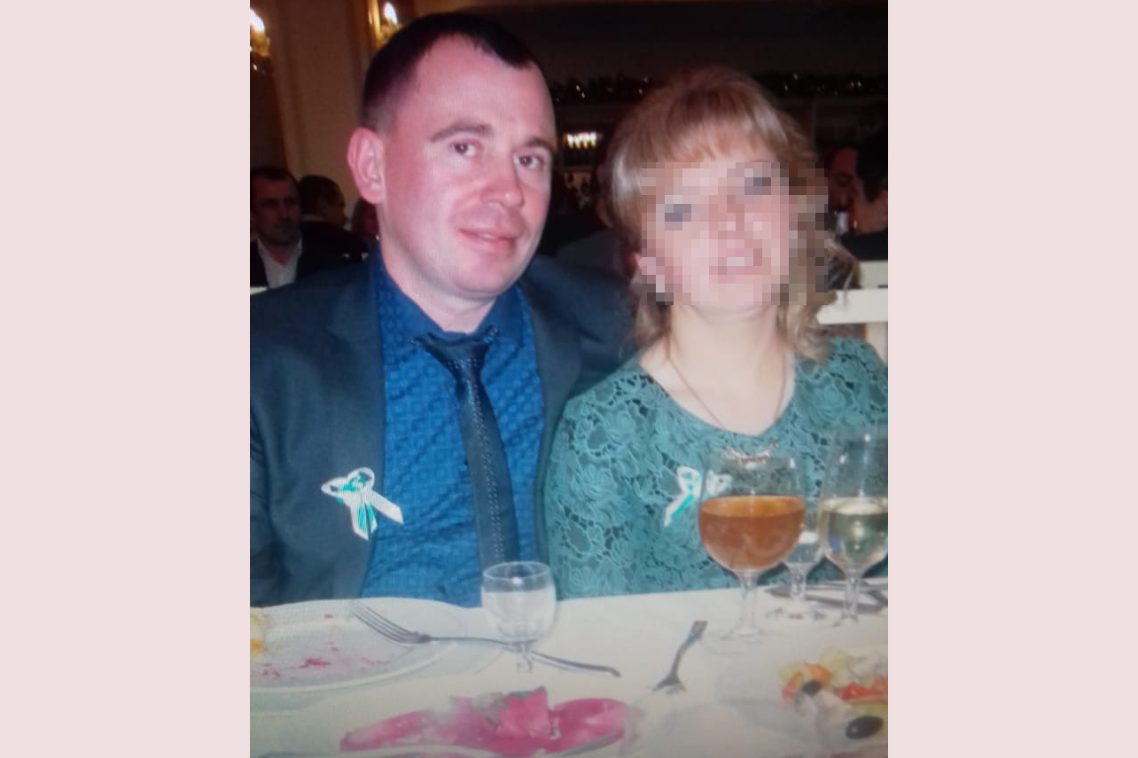 Ihor Homenyuk, left, died at 40 after being stopped at a Portuguese airport [Courtesy: Family of Ihor Homenyuk]