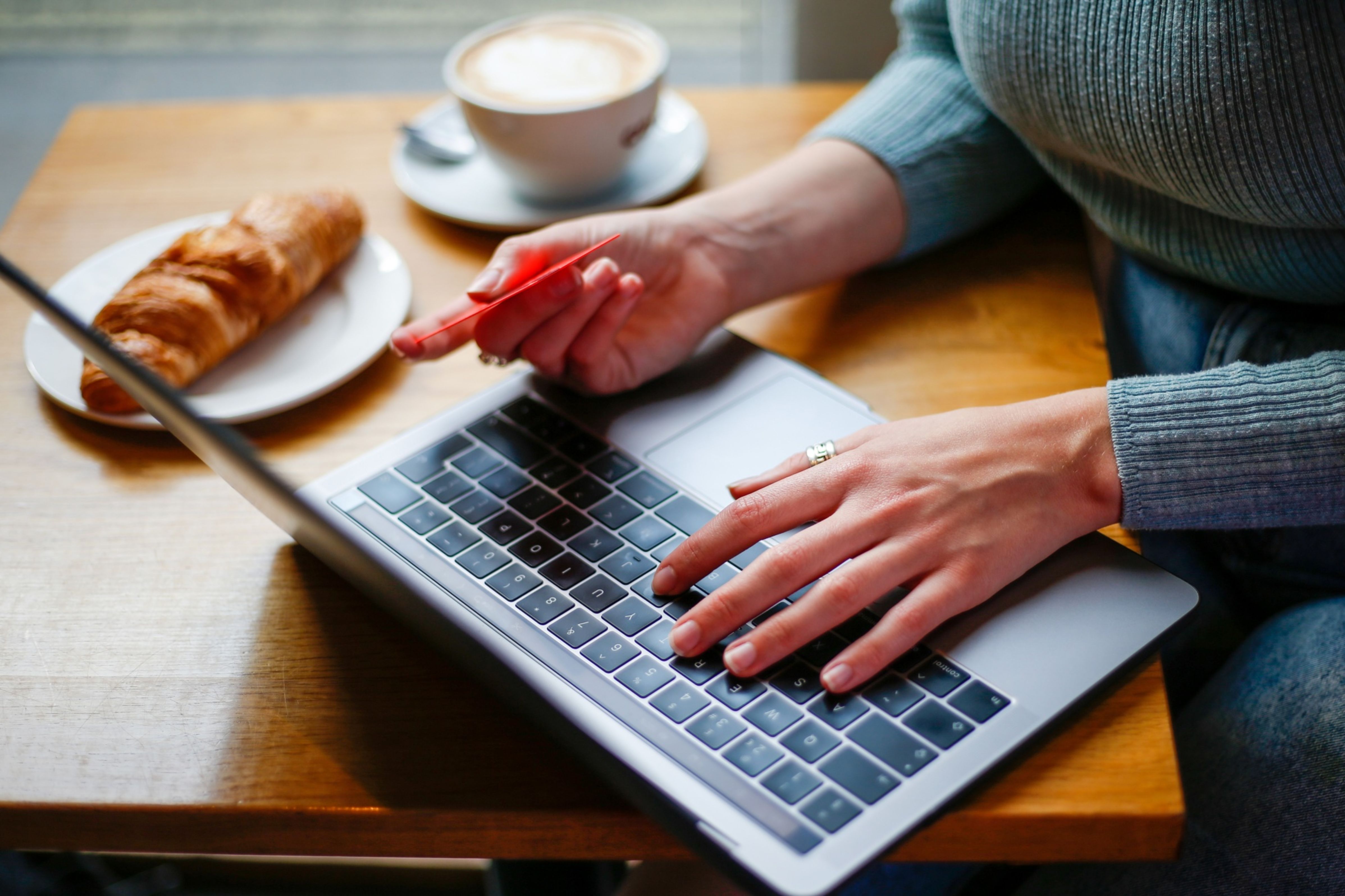 The current patchwork of the 'great return' to the office models has many questioning whether there’s an optimal hybrid approach - for workers and the bottom line [File: Hollie Adams/Bloomberg]