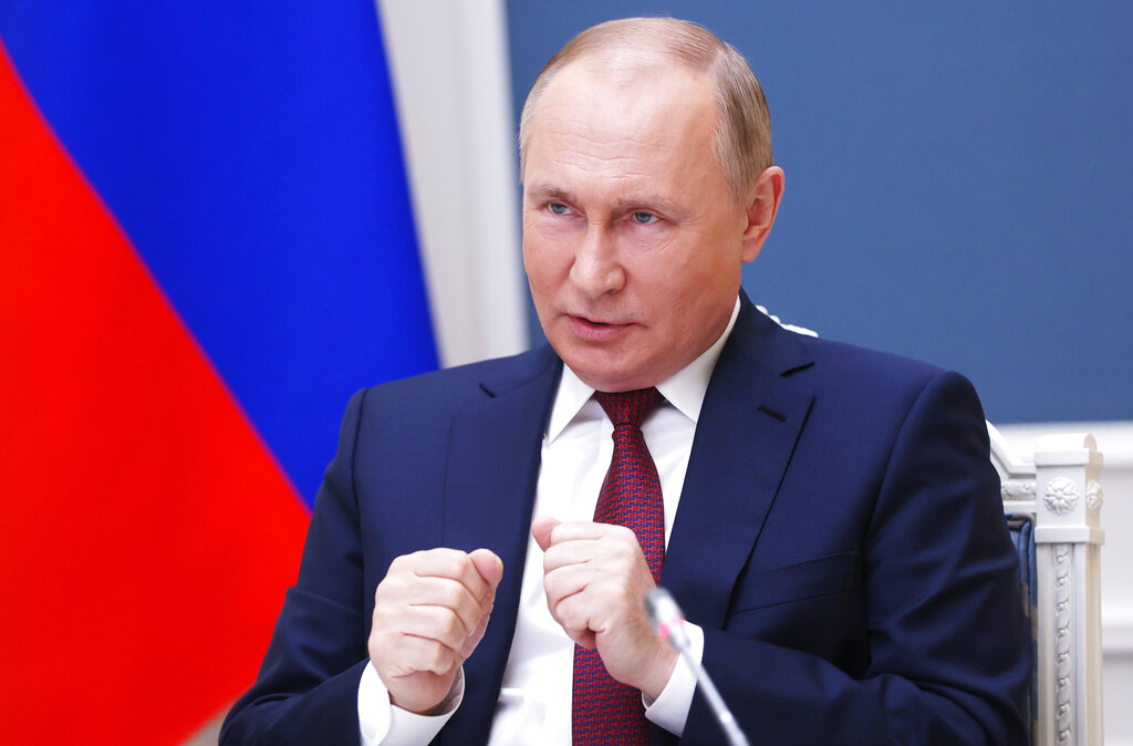 Russian President Vladimir Putin sternly warned NATO on November 30 against deploying troops and weapons to Ukraine