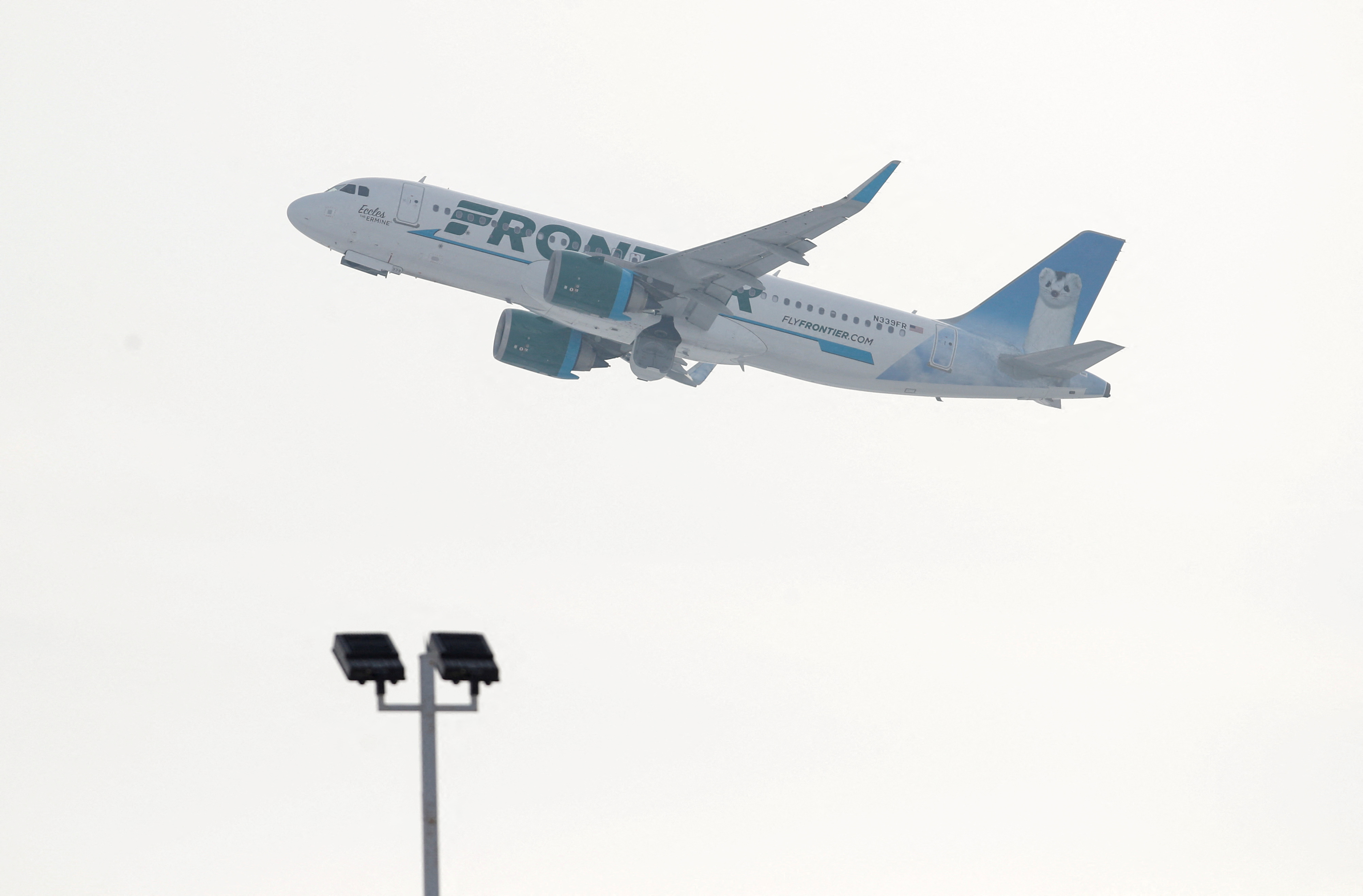 A Frontier Airlines Airbus