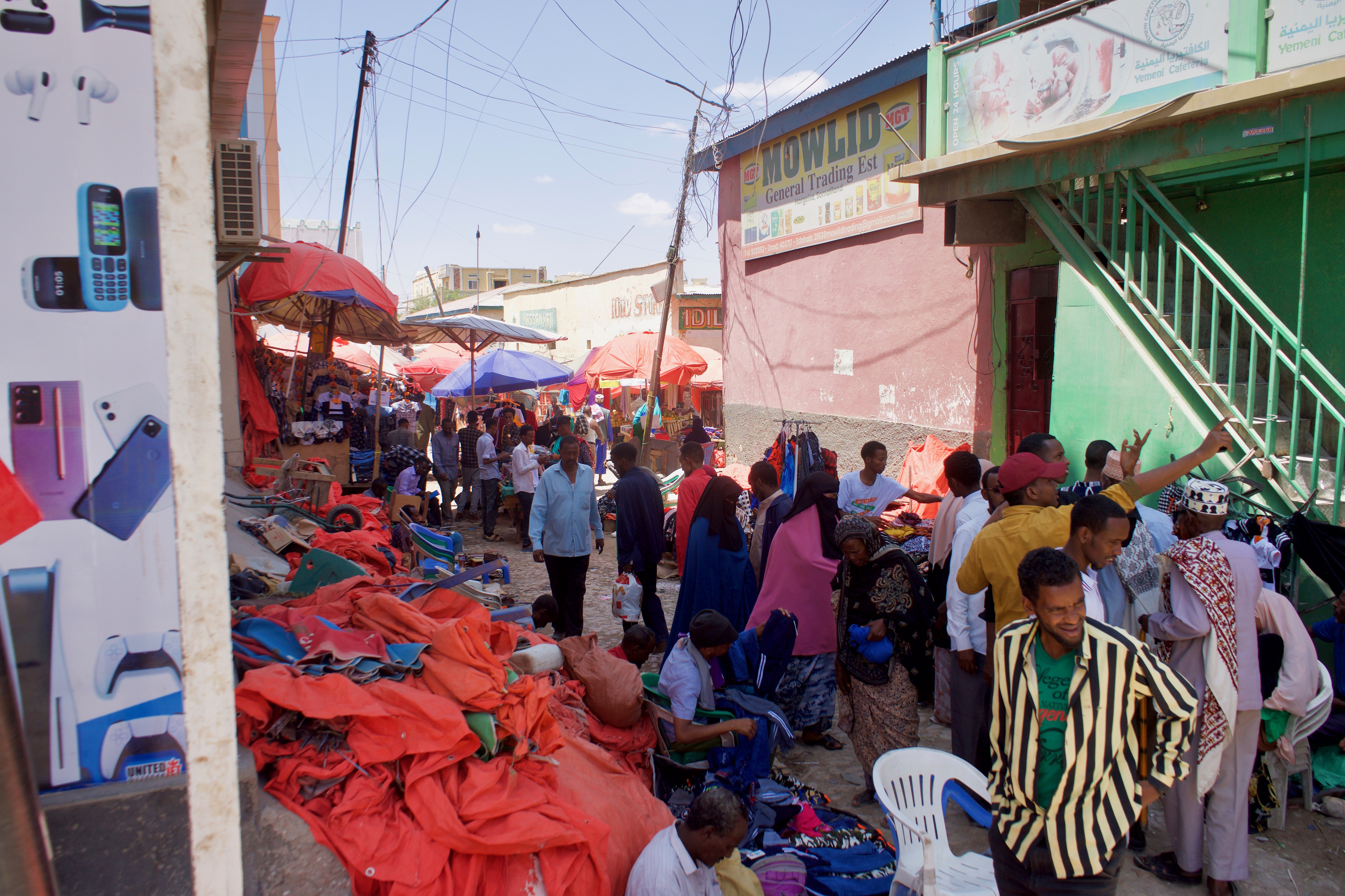 Traders have set up shop on adjacent streets, blocking traffic after the Waheen market fire in Somaliland.