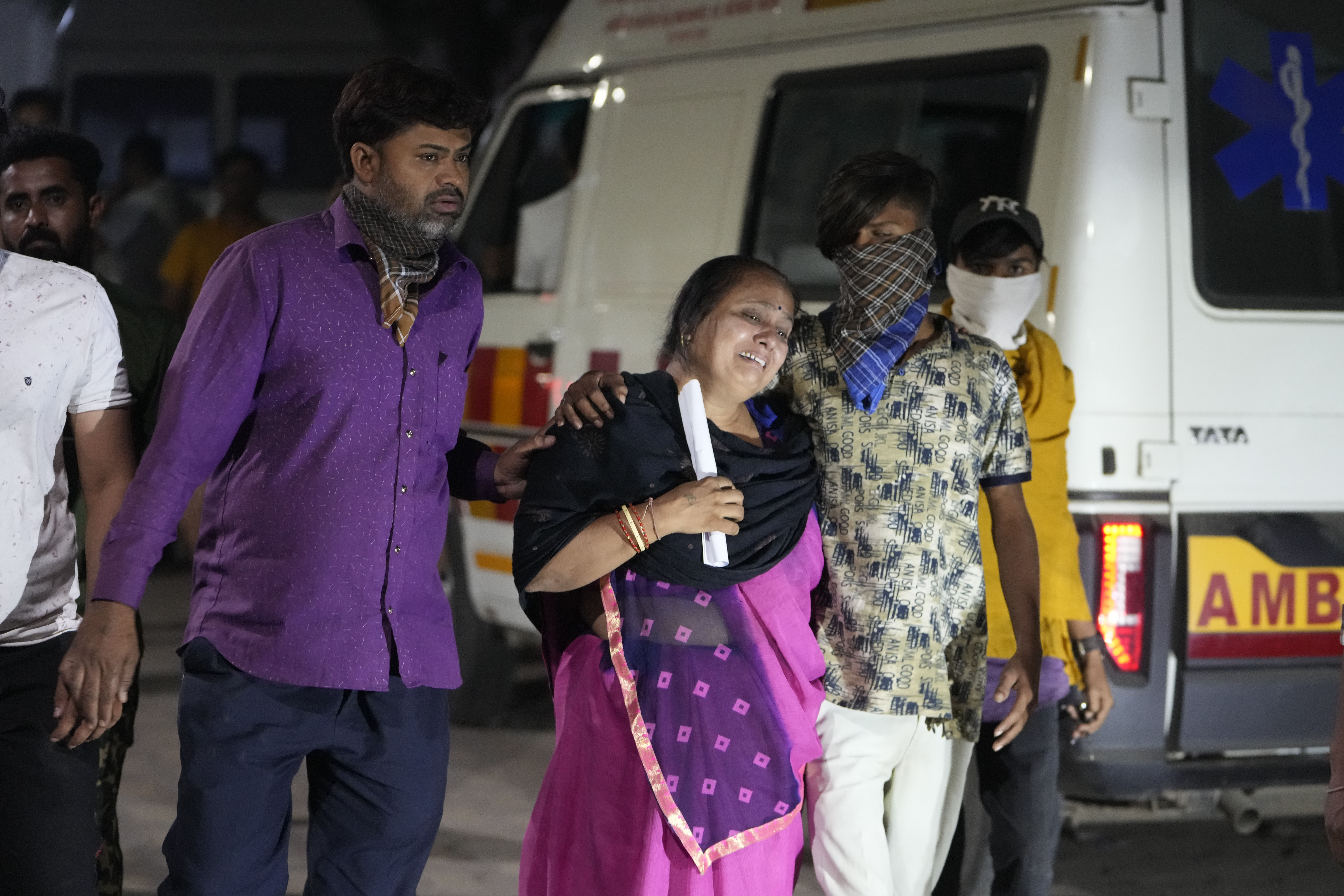 India bridge collapse