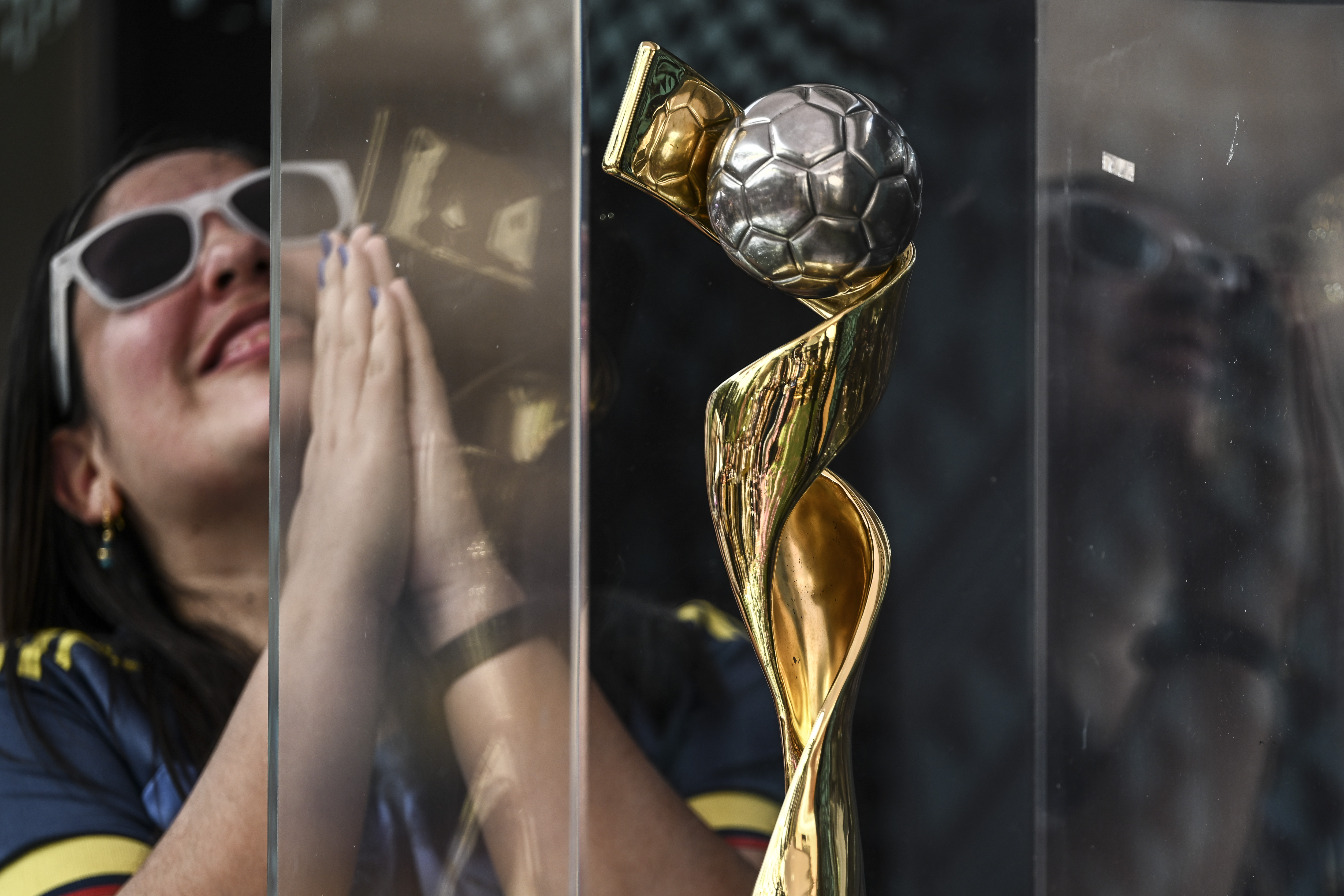 Women's world cup trophy