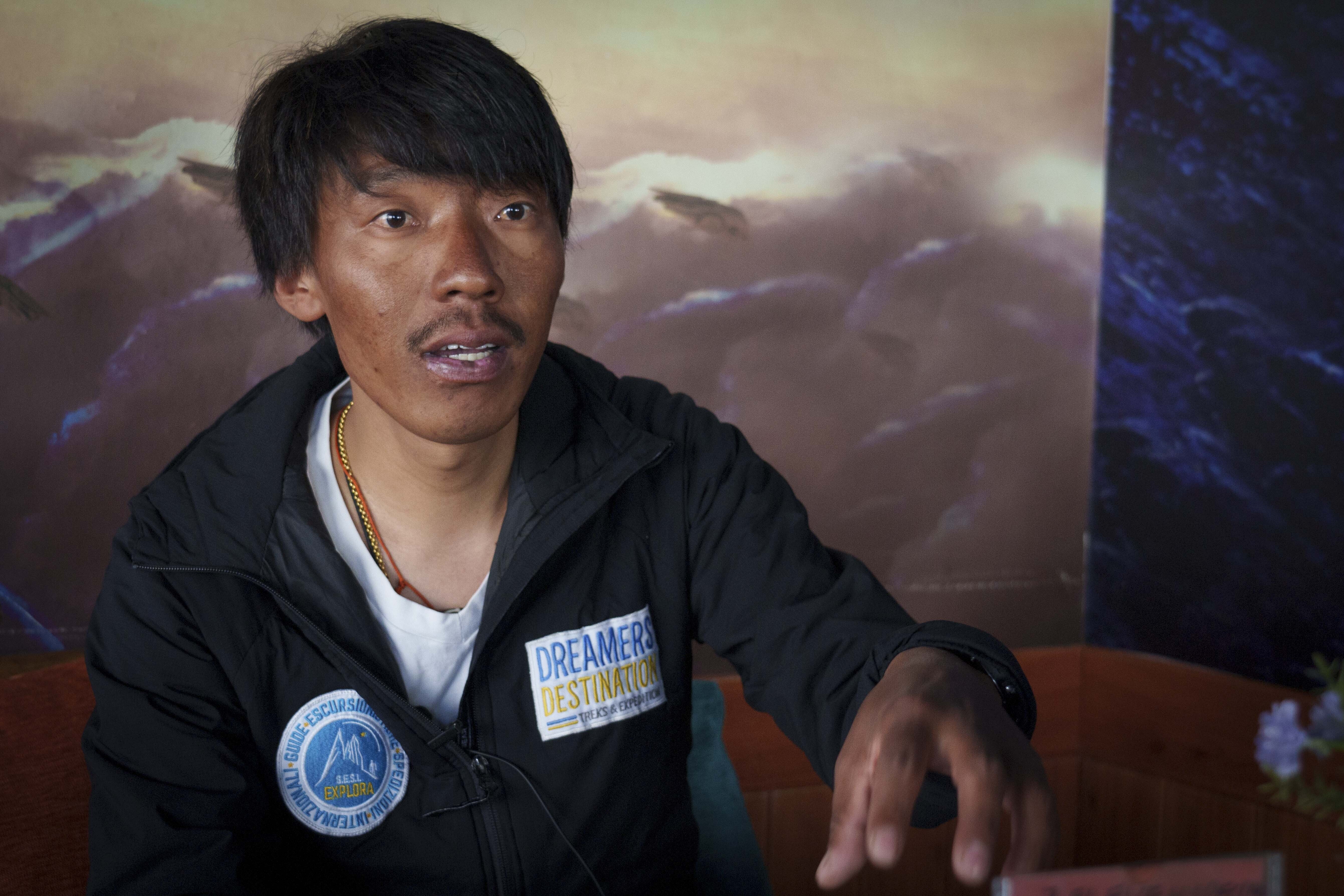 Phurba Tenjing, a Sherpa