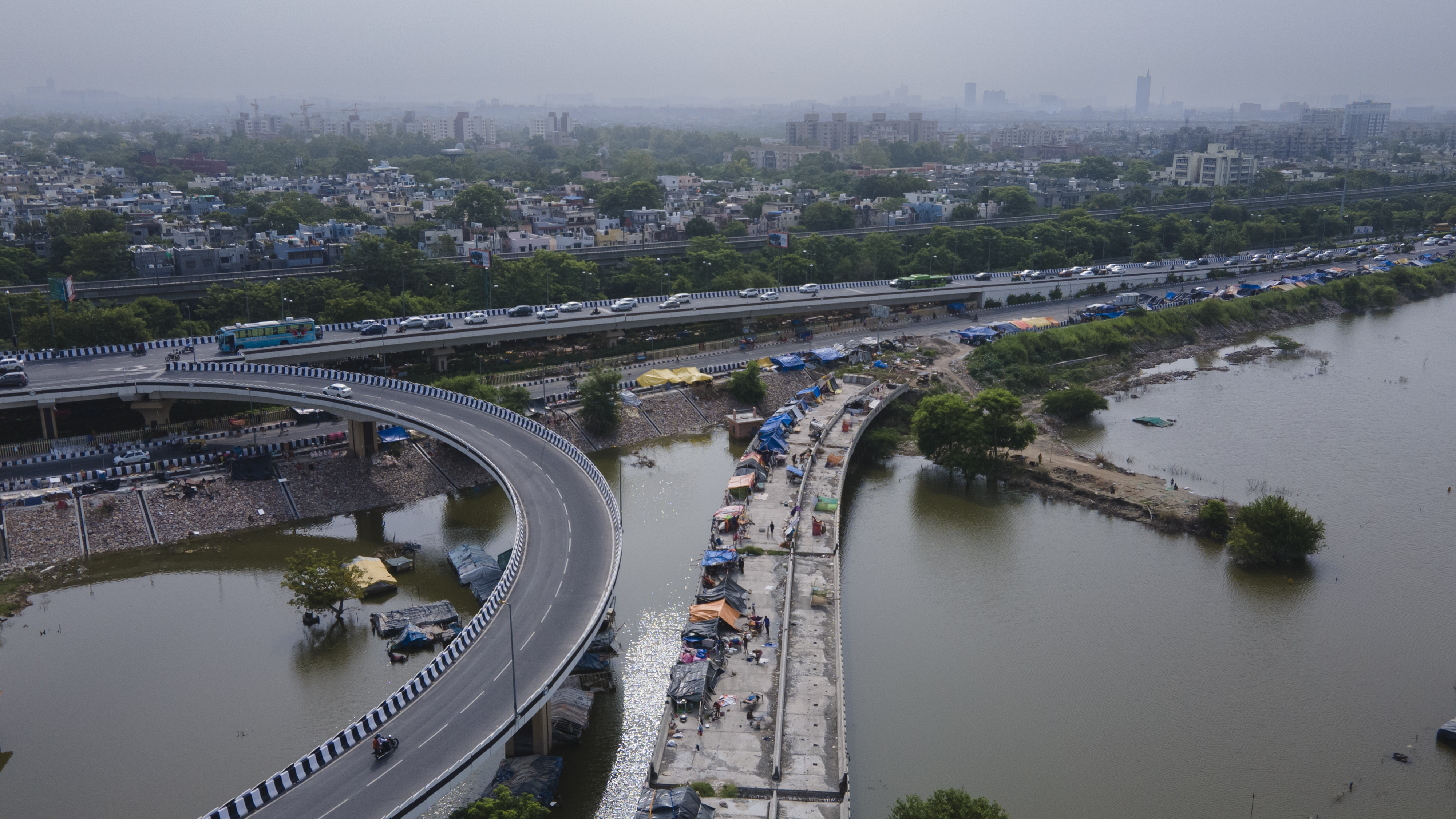 As G20 leaders prepare to meet in recently flooded New Delhi, climate policy issues are unresolved