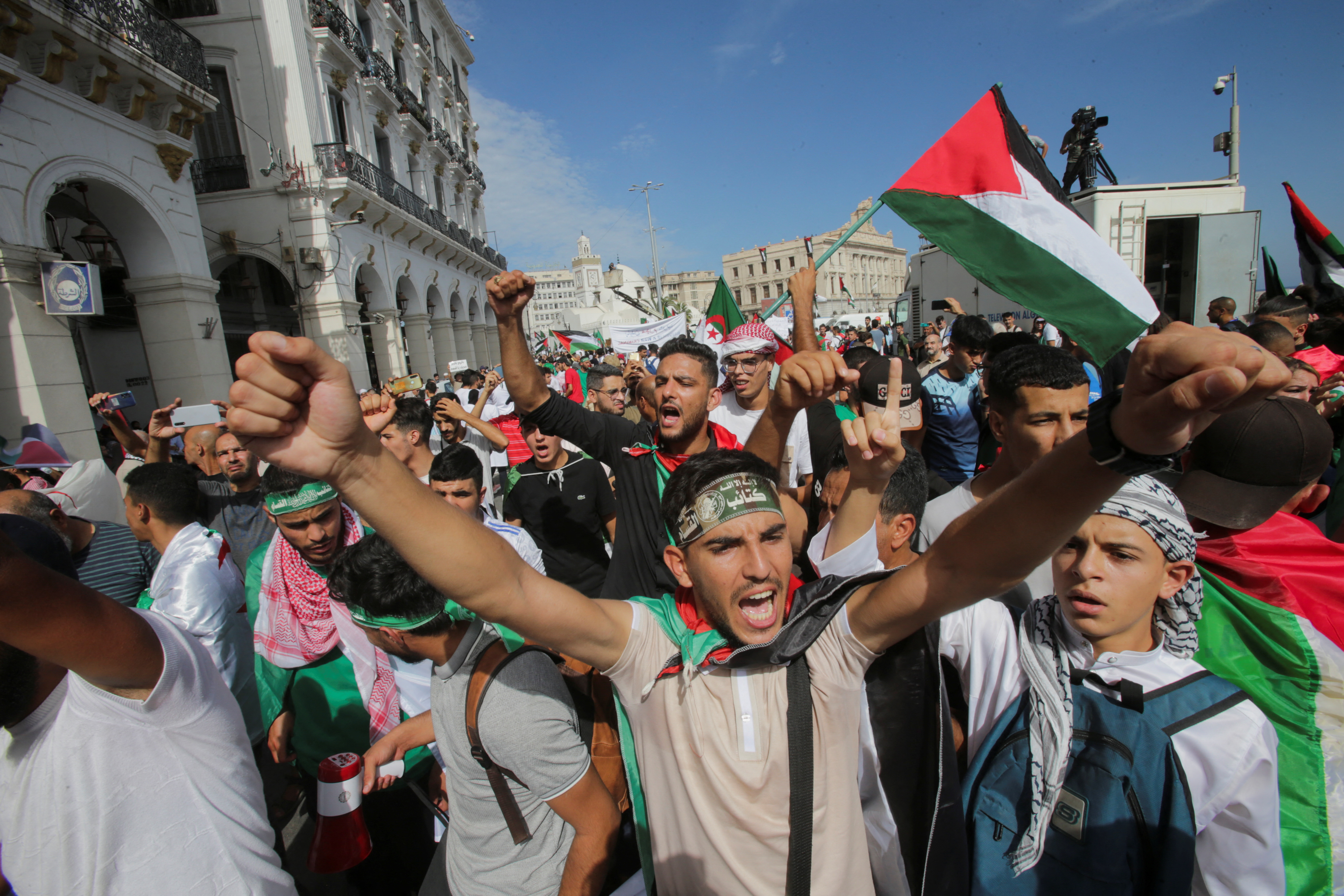 People protest in support of Palestinians in Gaza, as the conflict between Israel and Hamas continues, in Algiers, Algeria October 19, 2023. REUTERS/Ramzi Boudina