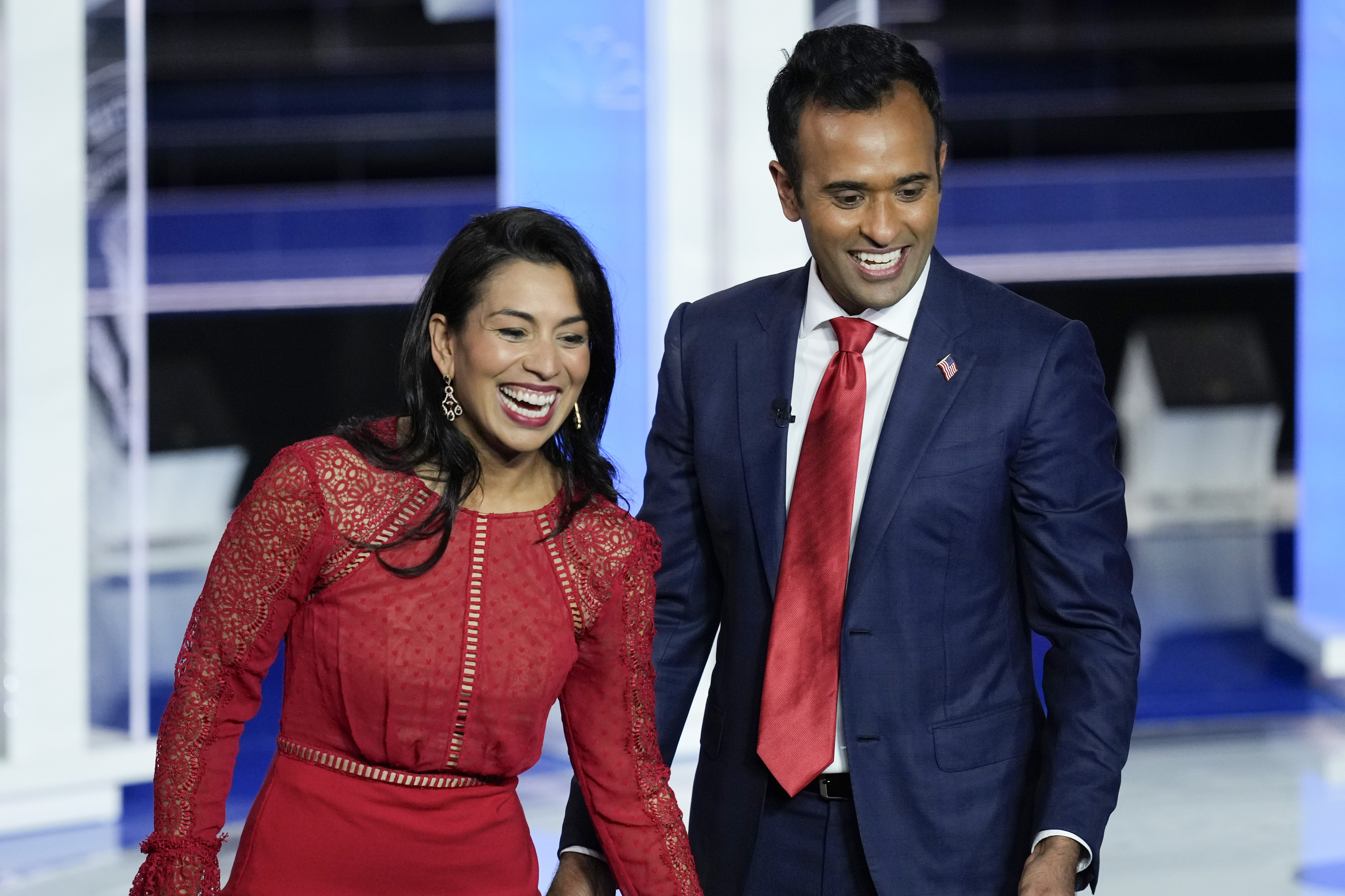 Republican presidential candidate Vivek Ramaswamy, standing next to his wife Apoorva, has echoed Donald Trump’s talking points about the ‘corrupt’ media