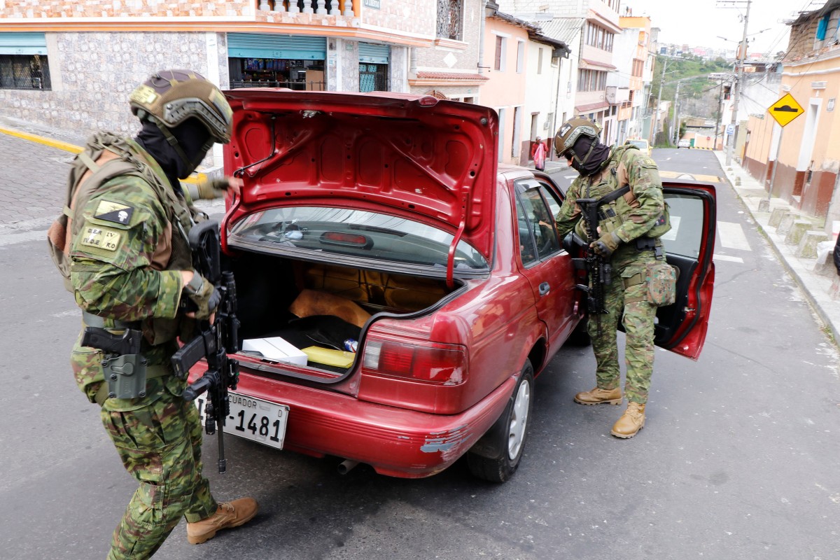 Ecuador 'in state of war' against cartel terror campaign
