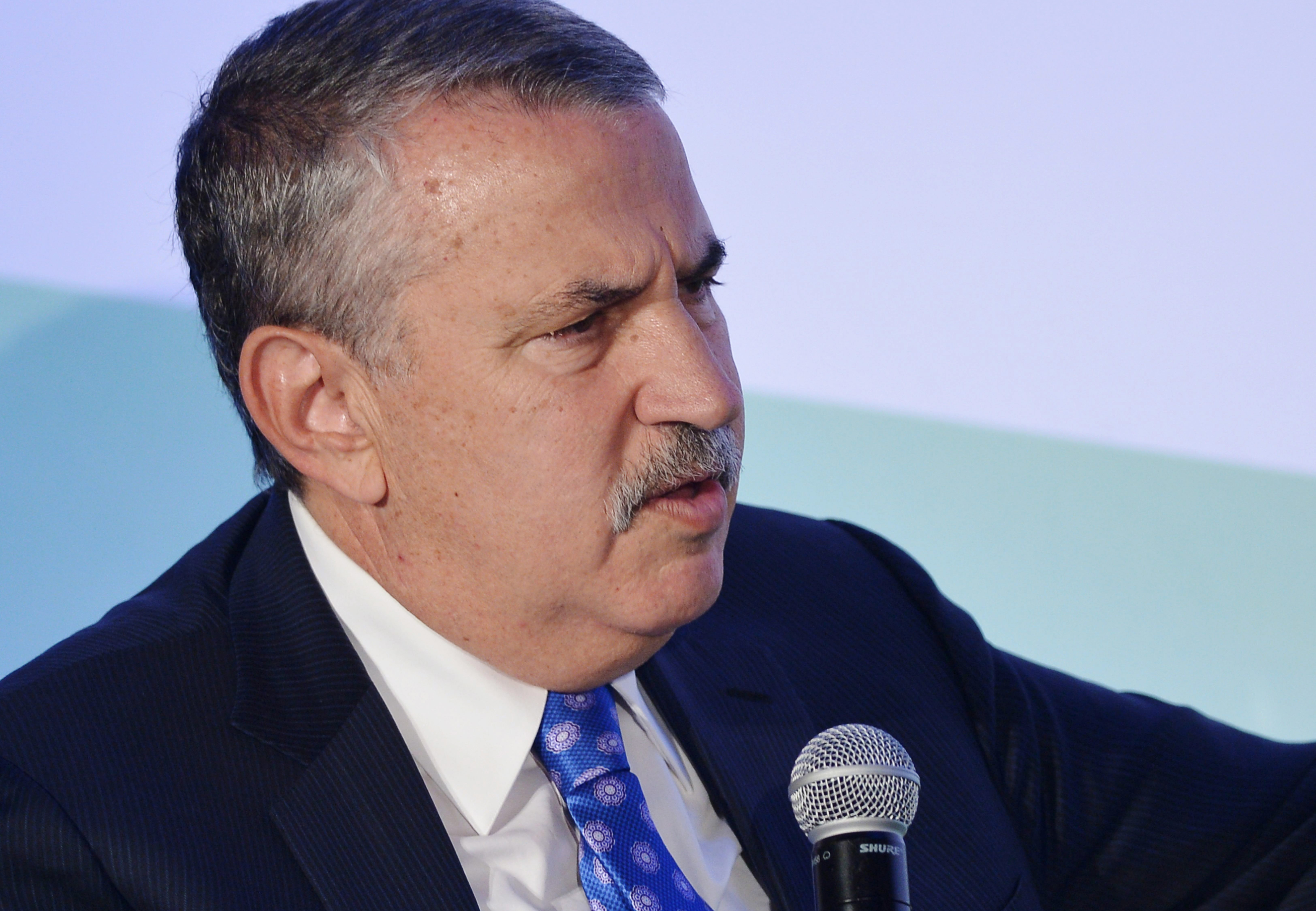 New York Times columnist Thomas L. Friedman speaks during the International New York Times Energy for Tomorrow Conference at the Hotel Potocki, the Chamber of Commerce and Industry in Paris, France December 9, 2015 on the sidelines of the COP21 United Nations conference on climate change. REUTERS/Mandel Ngan/Pool