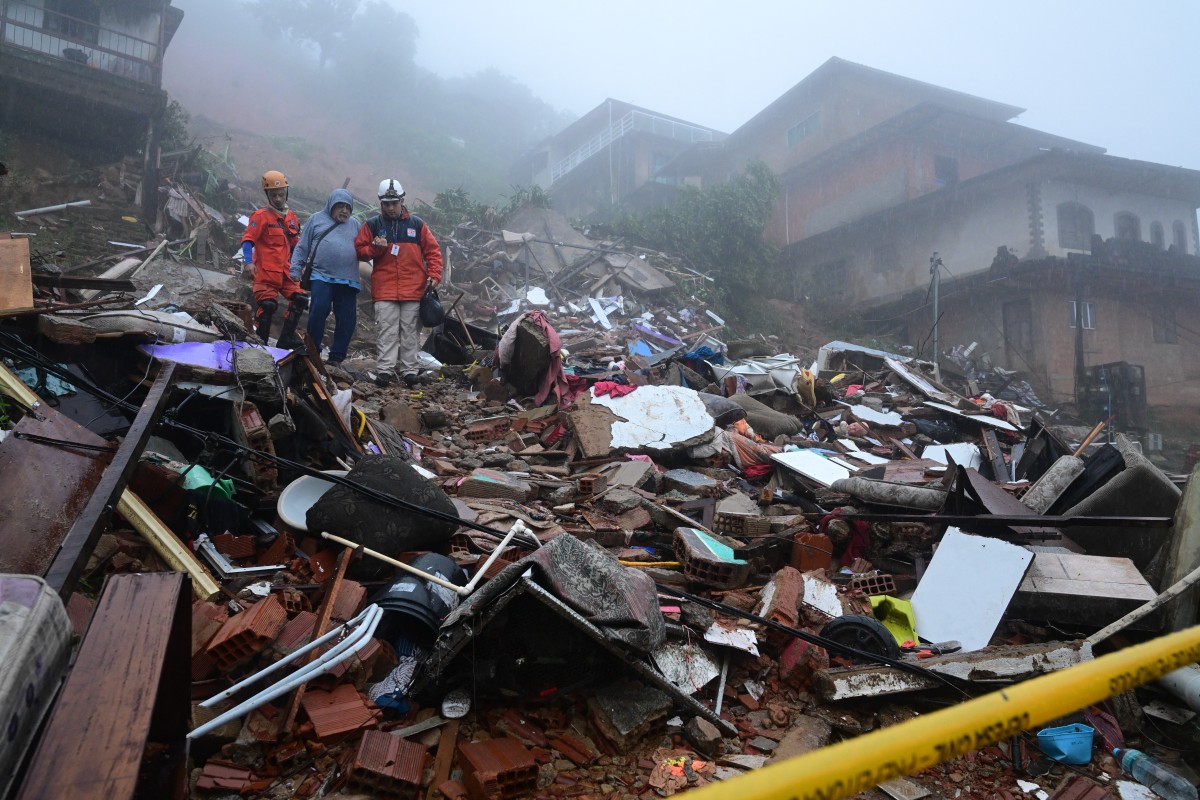 Brazil races to save flood victims as storm death toll rises